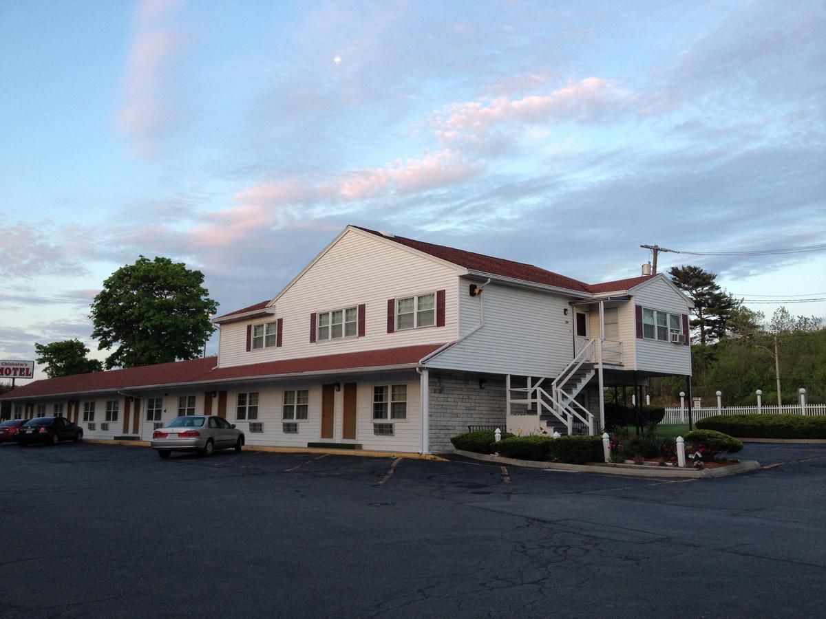 סאוגוס Chisholm'S Motor Inn מראה חיצוני תמונה