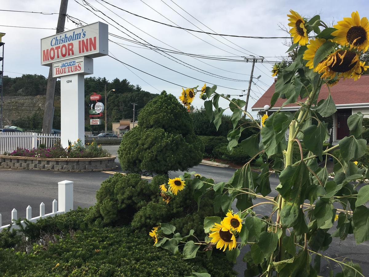 סאוגוס Chisholm'S Motor Inn מראה חיצוני תמונה